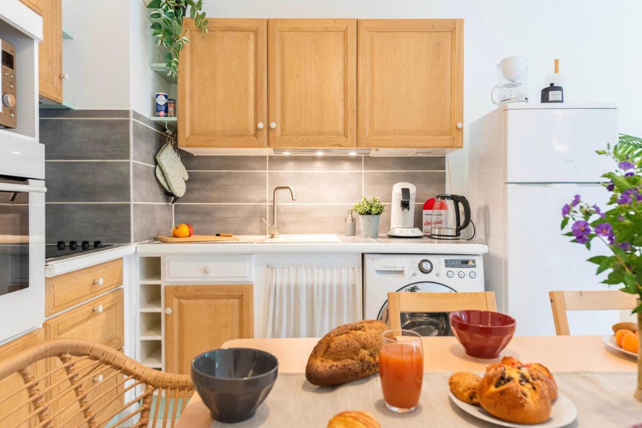 Apartment Bao Location: Tranquil Garden Retreat With Private Parking Toulon